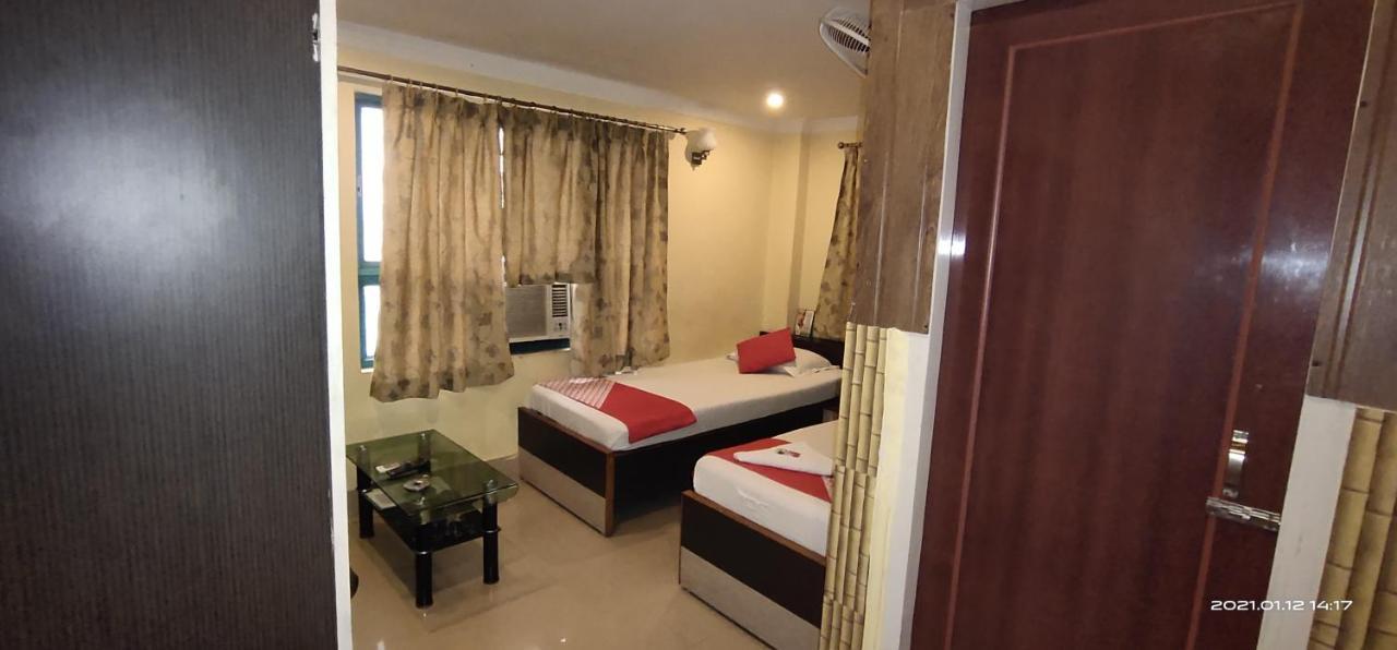 Hotel Royal Residency Силигури Экстерьер фото